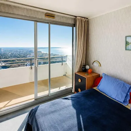With Balcony And Parking In Appartement La Baule-Escoublac
