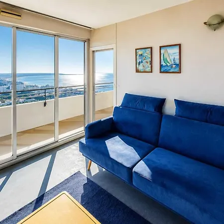 With Balcony And Parking In Apartment *